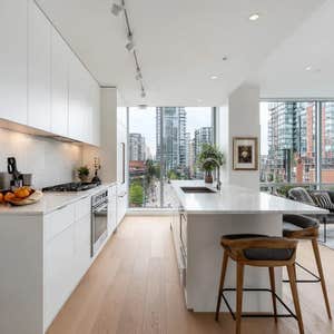 Photos by Condo Renovations Vancouver - Modern Kitchen & Bathroom Renovations, Cabinetry, Flooring & Full Interior Remodels #1