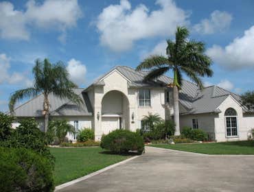 Past Projects We have done roofs all over Corpus Christi and the surrounding areas and are able to accomadate any type of roof style.