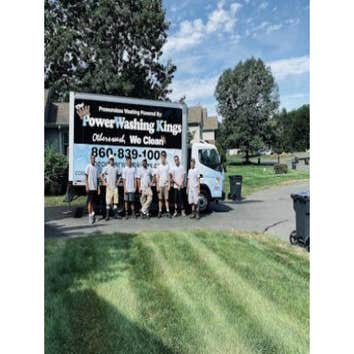 THE POWERWASHING KINGS L‎L‎C