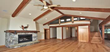 Interior - Dover Bay, Idaho