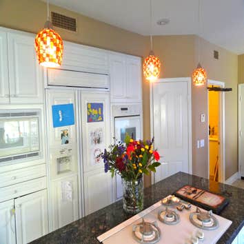Carlsbad, Ca, kitchen pendants over Islands, and Dining chandalier. This are beautiful kitchen lights in Carlsbad California, we collaborated with the 