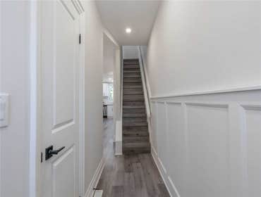 Britan - Home Flip