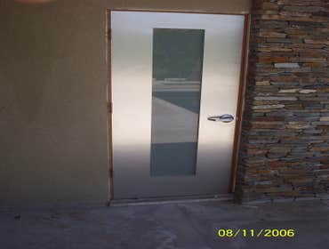 Brushed al laminate door