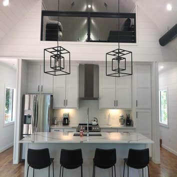 Luxury Custom Cabins