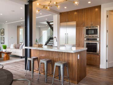 Custom Cabinets with high-end Granite Top