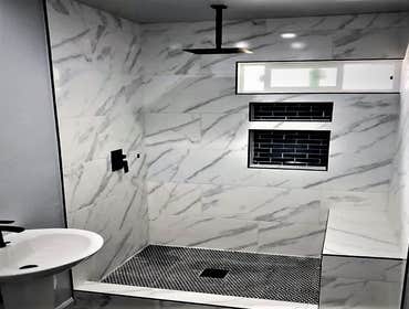 BATHROOM REMOLDING