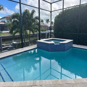 Islander Pool & Patio