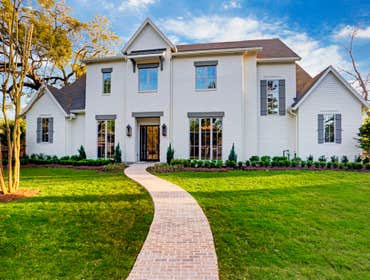 Houston- Exterior