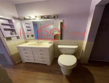 Photos by White Elephant Remodeling LLC #14 Renovation Bathroom
Relocated plumbing and electrical
Glass
Turn Key