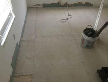 Interior Remodeling Interior Remodeling at Weston House
Bathrooms
Bedrooms
Flooring
Impact doors
Electricity
Plumbing