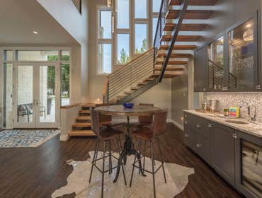 CONTEMPORARY NEW BUILD
