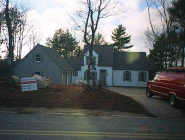 Doug Williams Custom Building Photos 222 Pine Street Remodell from 1500 sft Antique Farm House
3 Bed, 4 bath, 2 kitchens 3 car garage, media room. See 