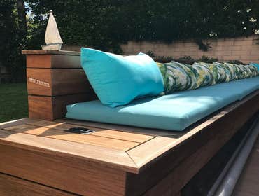 Pool bench