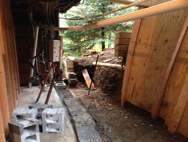 Lindsey Foundation wall replacement Front foundation wall was buckling and needed to be replaced. The scope consisted of the following:
Install temp