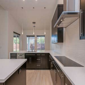 Fresno Custom Community These luxury homes are located in our gated Goddard Community.