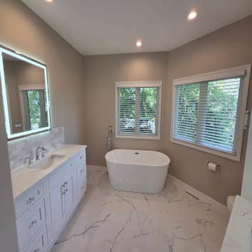Bathrooms & Kitchens