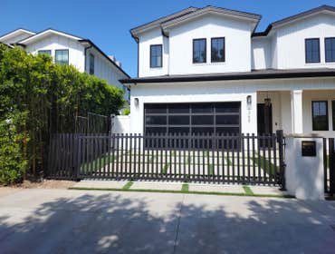 Photos by Modern La Construction #1