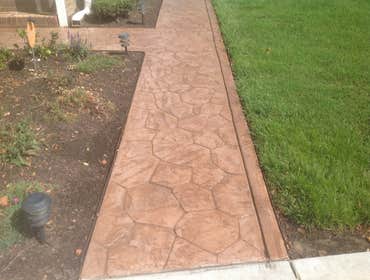 sidewalk random stone pattern