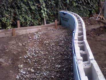lower planter wall