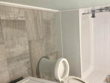 Tanya bathroom
