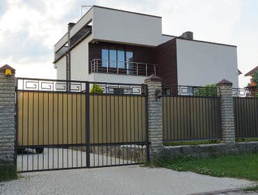 Photos by Premier Aluminium Fence Miami Inc #1 We provide high-quality service for your aluminum fences, chain link fence needs, driveway gates, and mo