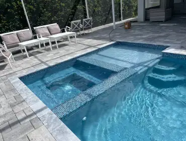 Custom Pools and Spa