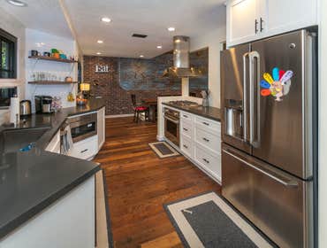 Oak Park - Kitchen