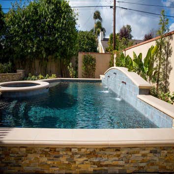 Luxor Pool of Richardson
