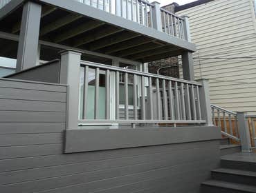 Andersonville deck -- finished!