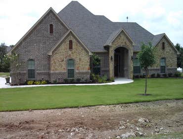 Custom Homes​