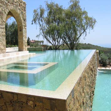 EXCLUSIVE POOLS INC