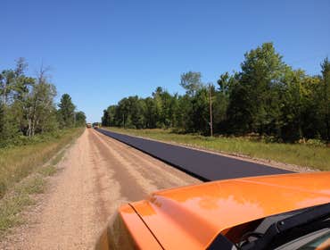B W Blacktopping Contractors NEED ASPHALT ? ...........WE GOTTA COVERED !!!
1-888-349-7651