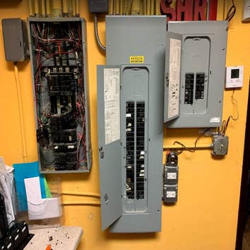 Electrician Network Inc