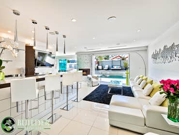 Photos by The Builder Brothers #1