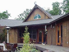Community Veterinary Clinic Design/Build an Addition on an existing Veterinary Clinic, Eugene, Oregon
Surgery Room, X-RAY Room