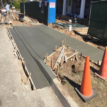 Concrete - Sidewalks - Driveway & Entry Apron New Driveway Apron & Entry