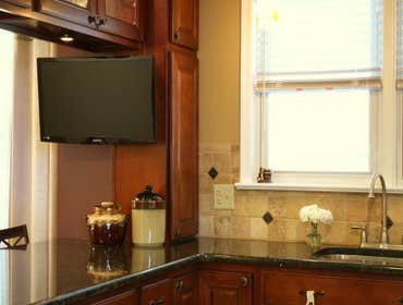 Works by Eos Granite And Tile