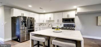 736 Kenyon Street Unit #2