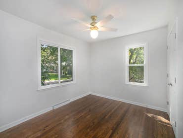 Transitional Lenexa Flip