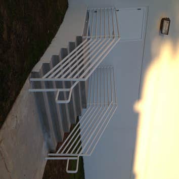 Photo(s) from M&R Fencing