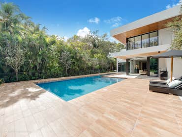 4131 S Douglas Rd, Miami
