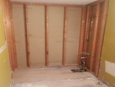 Guest Bathroom Remodel install metal tub, new faucet, and new shower head & arm with trim plate. Install drainage and tub drain including all trim acce