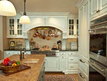 H R Builders