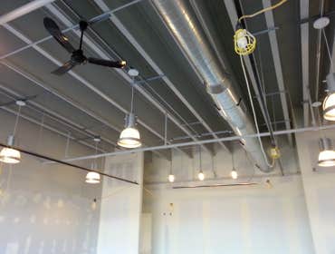 store lighting at Redwing