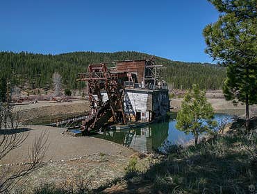 The Dredge In Its Pond