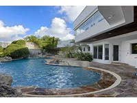 Pool/Resort