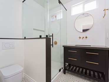 Transitional master bathroom