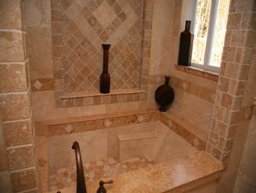 Mediteranean style bathroom