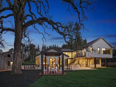 Napa-Style Modern Farmhouse