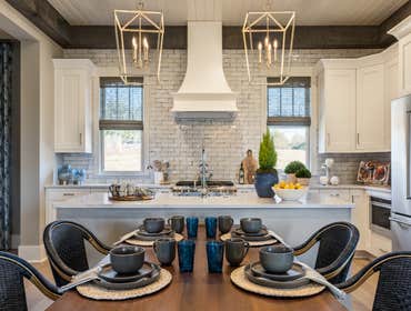 Pettigru Cottage 2018 Southern Living Custom Builder Program Showcase Home